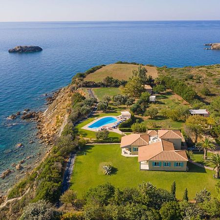 Villa Gaia Svoronata Exterior photo