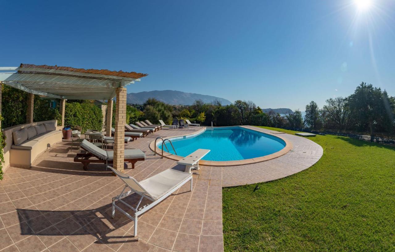 Villa Gaia Svoronata Exterior photo